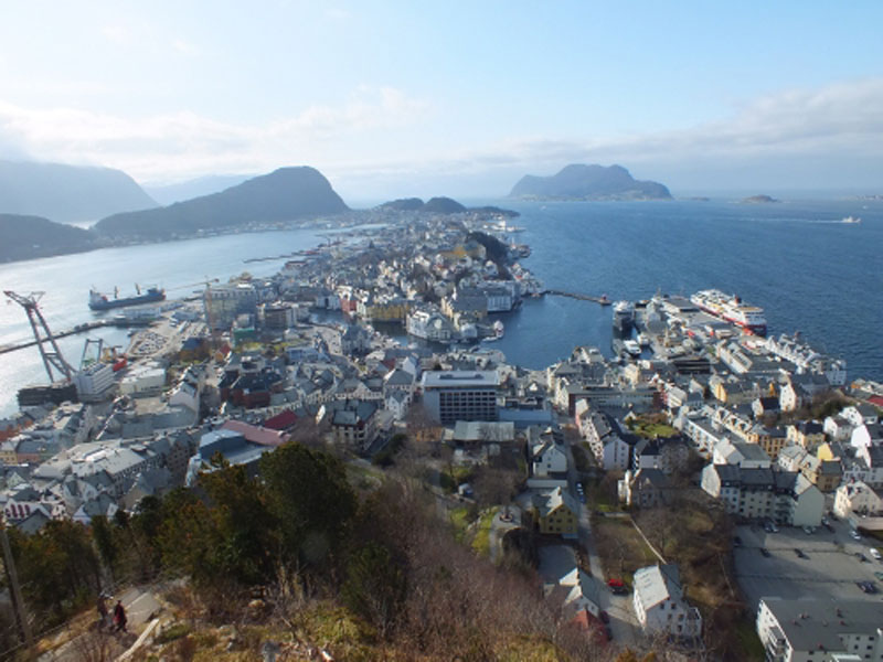 2024 16-Daagse Hurtigruten bus & treinreis
