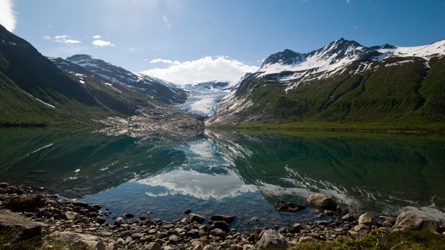 4A Svartisen Gletsjer (04jun - 03sept)