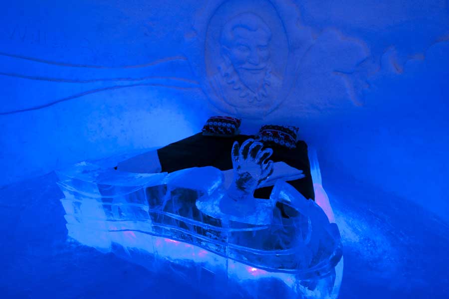 Hurtigruten excursie Snowhotel Kirkenes met BBI Travel