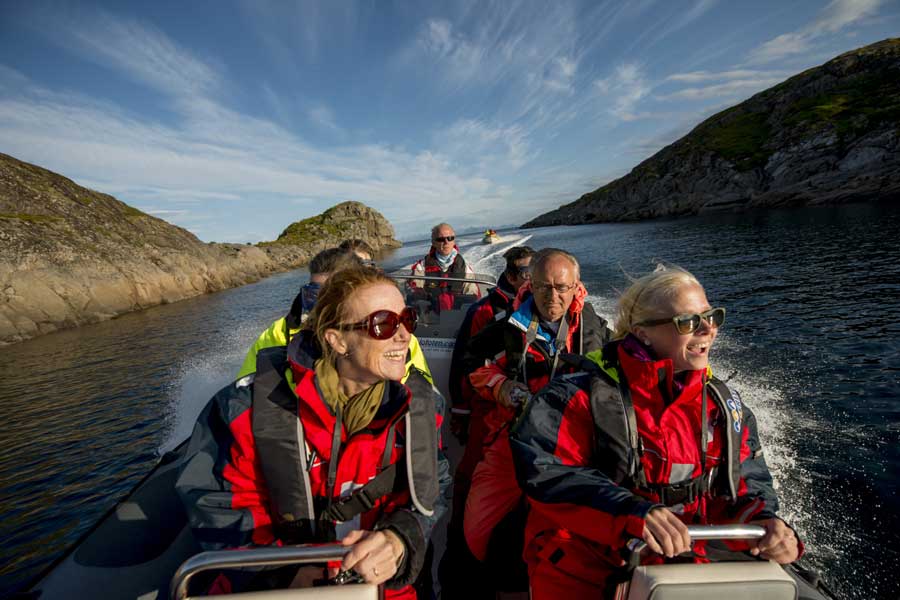 Hurtigruten excursie RIB-avontuur op de Lofoten met BBI Travel