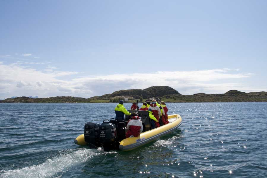 Hurtigruten excursie RIB-avontuur op de Lofoten met BBI Travel