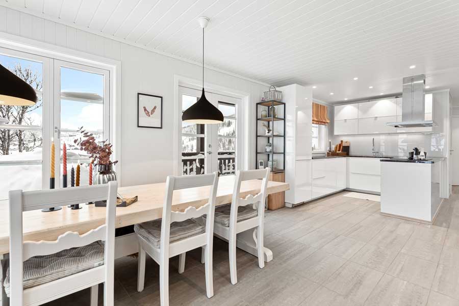 Keuken en eethoek Holtardalen chalet