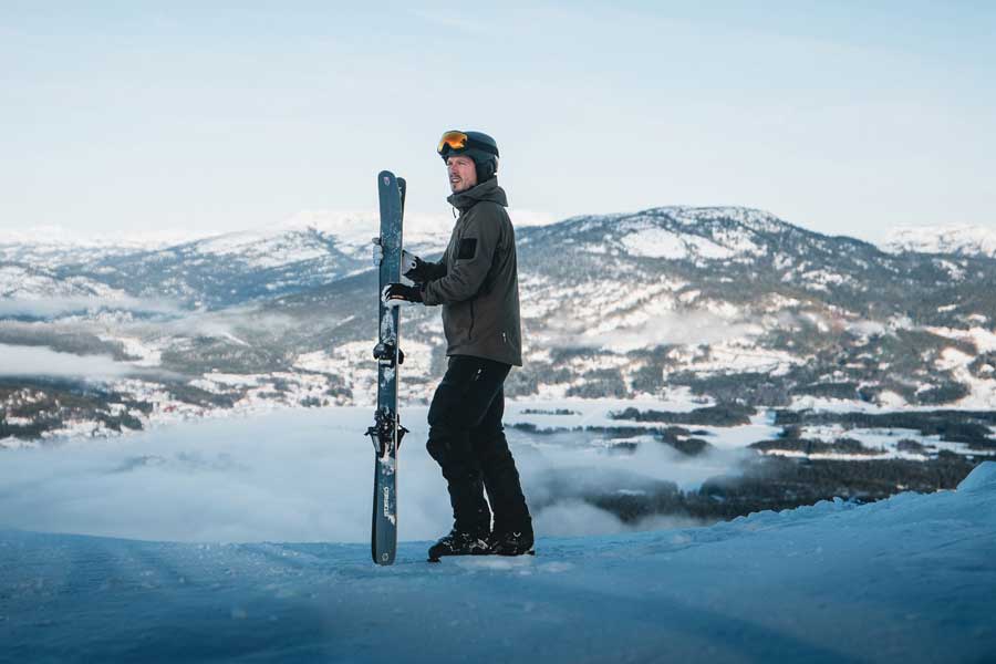 Skiër in het skigebied Vrådal