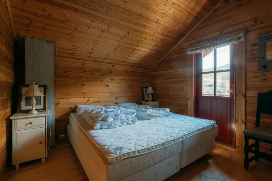 Slaapkamer met een tweepersoonsbed