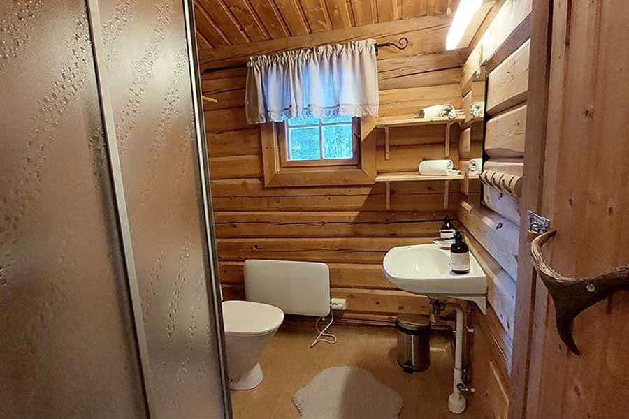 Badkamer in Tømmerhytta Skåret