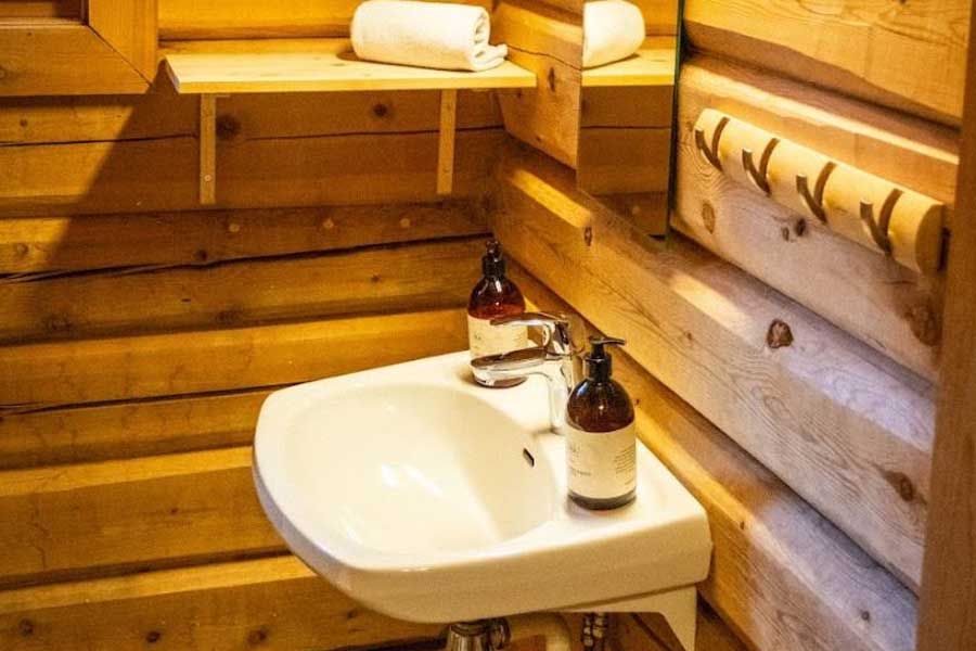 Toilet in Tømmerhytta Skåret