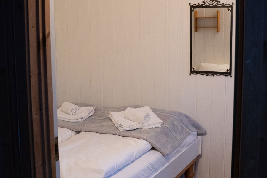Slaapkamer met een tweepersoonsbed