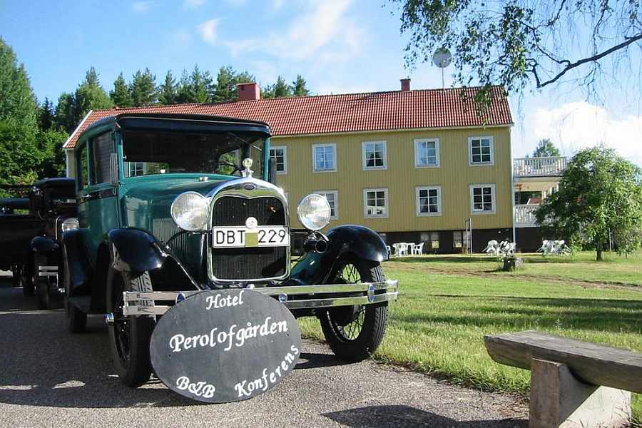 Auto bij PerOlofGarden in Zweden