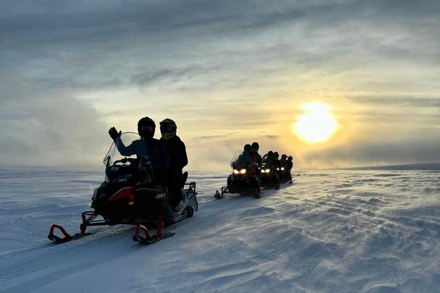 Sneeuwscootersafari Three mountains, inclusief lunch - 3 uur