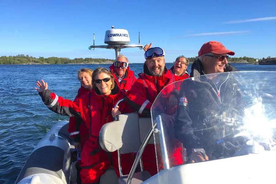 Per speedboot door de archipel van Stockholm