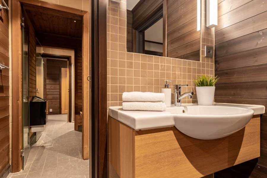Badkamer met sauna in een Ski Lodge Village appartement