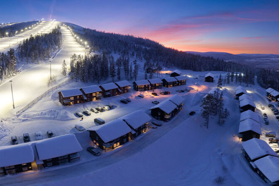 Pistbyn Appartementen, Stöten