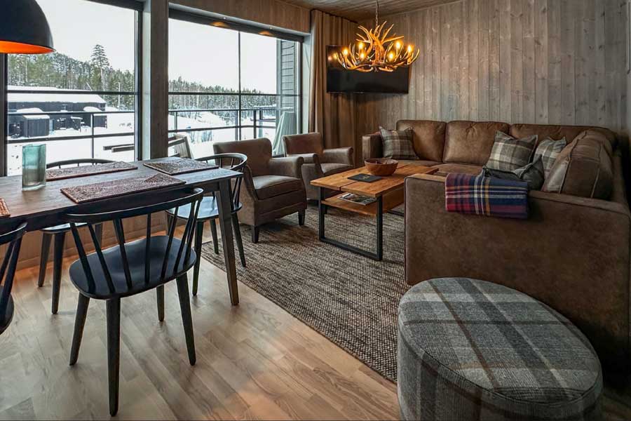 Woonkamer en eethoek in een Dalaviste appartement