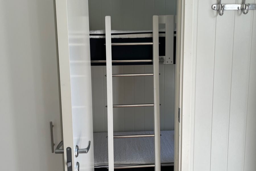 6 bed cabin galo havsbad slaapkamer 2