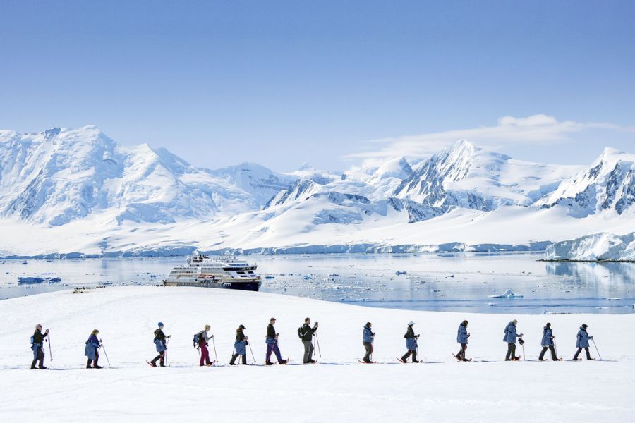 Sneeuwschoenwandeling HX Expeditie Antarctica
