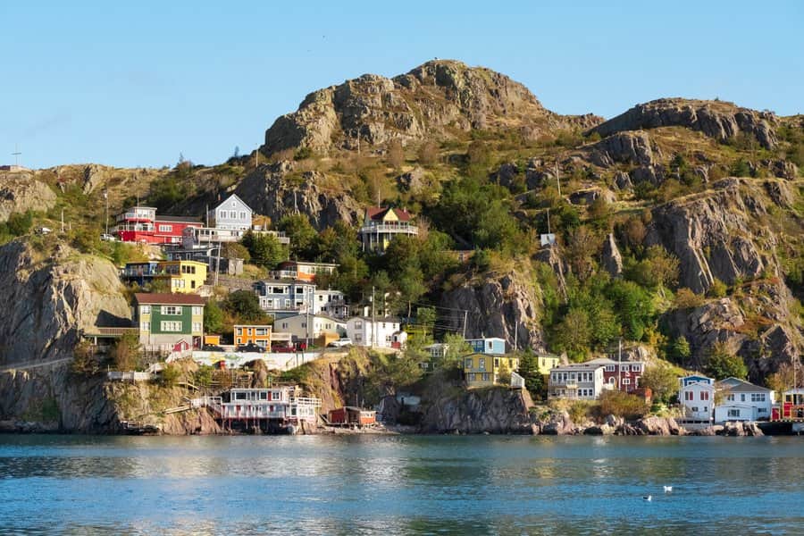 Uitzicht op the Battery in St. Johns in New Foundland & Labrador in Canada.