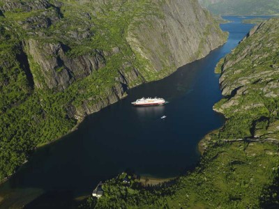 Hurtigruten reis Kirkenes - Bergen met BBI Travel
