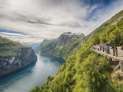 Hurtigruten excursie Geiranger met Trollstigen