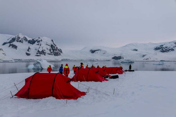Half Moon island - Slapen op Antarctica Hurtigruten 